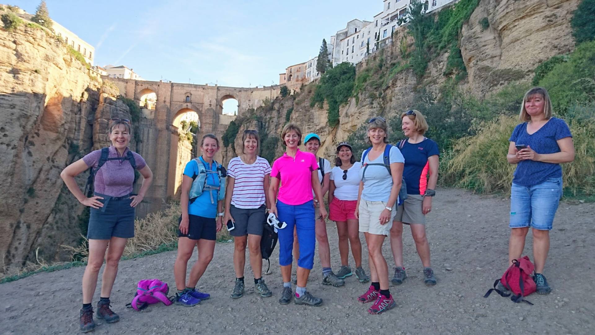 Cueva del Gato and Molino hike