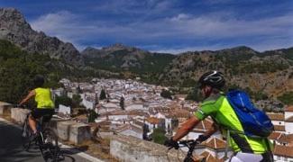 road and lesiure cycling tour in Andalucia Spain to grazalema and zahara de la sierra from ronda