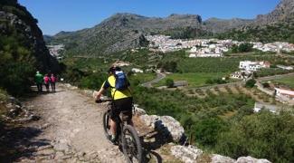 mountain bikers in southern spain