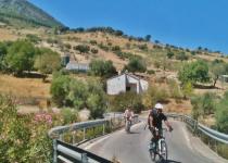 Descent towards Zahara lake
